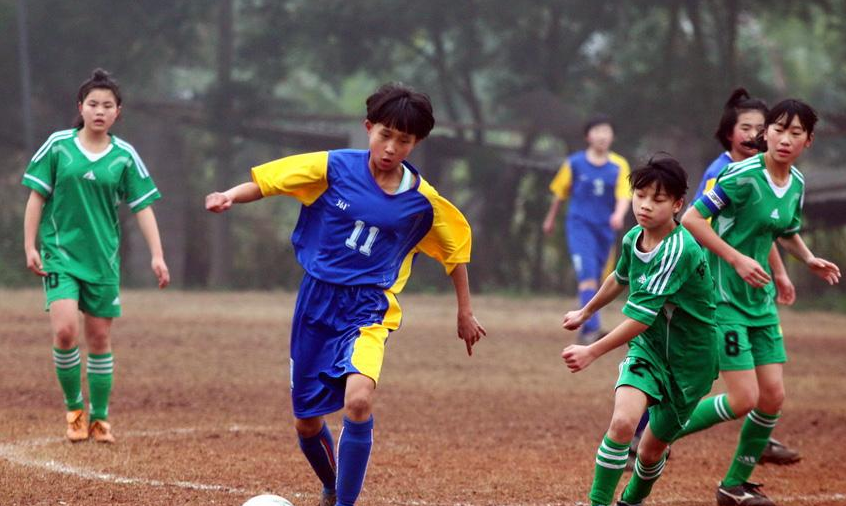 大同13岁足球女孩入选国足集训名单,为国家输送女足队员-大同E网