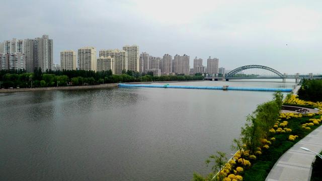 大同御东迎宾大桥美景