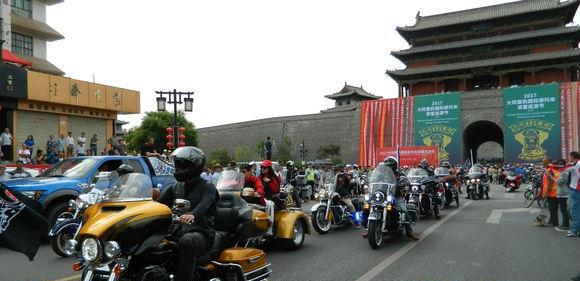 2018中国大同第二届国际重机摩托车滚雷巡游节