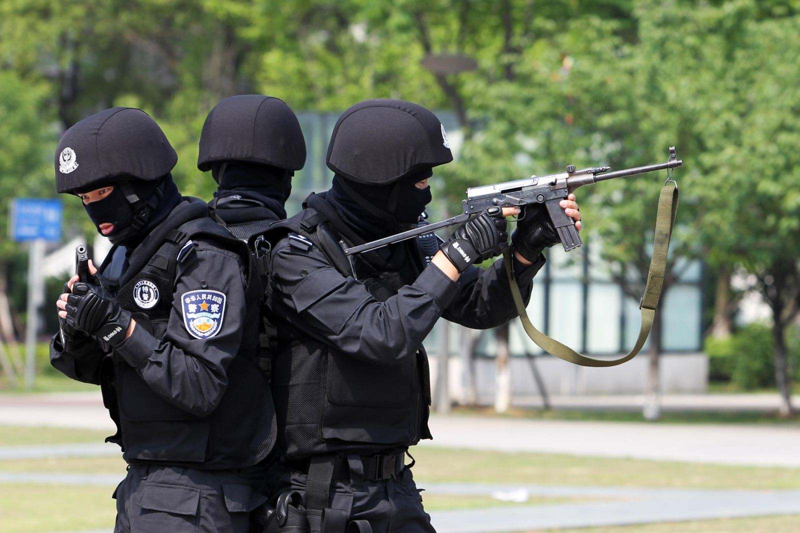 大同市反恐领导小组:启动2018大同反恐拉练-大同E网