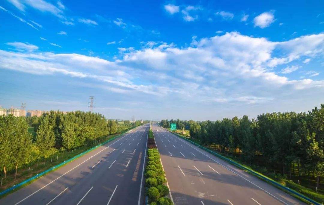 二广高速、荣乌高速：疲劳驾驶找无证司机代驾被抓-大同E网